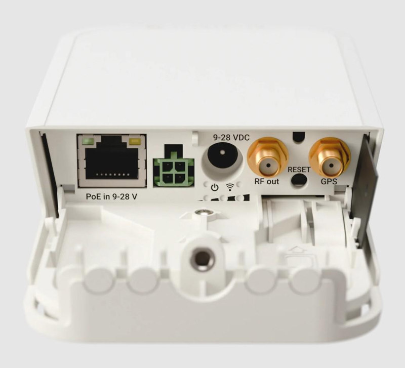 MIKROTIK ROUTERBOARD wAP LR8 kit (RBwAPR-2nD&R11e-LR8G) MIKROTIK ROUTERBOARD wAP LR8 kit (RBwAPR-2nD&R11e-LR8G)